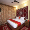 Отель OYO 9331 Hotel White House, фото 4