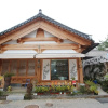 Отель Jeonju Keun Judaengi Hanok Stay, фото 1