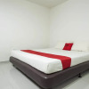 Отель Ramayana Indah Hotel by RedDoorz, фото 18