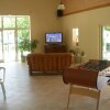 Отель Comfortable Chalet Located Among Vineyards in the Dordogne, фото 2