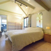 Отель Luxury Pet Friendly Chalet in Bièvre near Forest, фото 2
