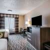 Отель Quality Inn & Suites, фото 44