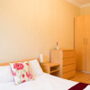 Отель Spacious 4 Bedroom New Town Home, фото 1