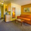 Отель Holiday Inn Express & Suites Richland, an IHG Hotel, фото 1