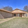 Отель San Antonio Abode w/ Yard: 17 Mi to Downtown!, фото 17