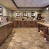 Отель Hampton Inn & Suites Lincoln - Northeast I-80, фото 29