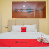 Отель RedDoorz Plus Syariah near Pasar Turi, фото 6