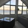 Отель The Wee Glasshouse - Stunning Views of Dalgety Bay, фото 7