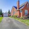 Отель Charming Bristol Home w/ Hot Tub: 1 Mi to Downtown, фото 16