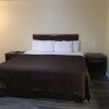 Отель Relax Inn of Medford, фото 15