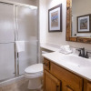 Отель Townsend Place B107 2 Bedroom Condo by RedAwning, фото 27