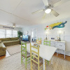 Отель New Listing! Island Time , Steps To Beach 4 Bedroom Home, фото 10