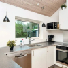 Отель 10 Person Holiday Home in Glesborg, фото 7