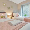 Отель Ocean Walk | 2 Bedroom Apartment | Moments from the seaside, фото 3