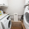 Отель Applewood Suites - The Annex Lofts, фото 5