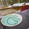 Отель Castle Mountain Chalets, фото 15
