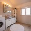 Отель Spacious Chic Residence, фото 7