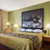 Отель Super 8 by Wyndham Lees Summit, фото 3