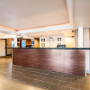 Отель Comfort Inn Falls Church - Tysons Corner, фото 2