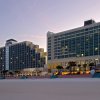 Отель Hilton Daytona Beach Oceanfront Resort в Дейтонa-Биче