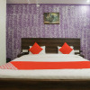 Отель OYO 75701 Red Velvet Rooms & Banquet, фото 2
