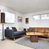 Отель 5 Person Holiday Home in Juelsminde, фото 11