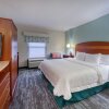 Отель Hampton Inn & Suites Wilmington/Wrightsville Beach, фото 42