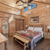 Отель Smokey Treats 5 Bedroom Cabin by RedAwning, фото 12