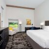 Отель La Quinta Suites by Wyndham South Bend Notre Dame Area, фото 22