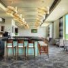 Отель Doubletree by Hilton Cedar Rapids Convention Complex, фото 13