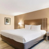 Отель SureStay Plus Hotel by Best Western Sacramento North, фото 46