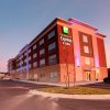 Отель Holiday Inn Express & Suites Detroit Northwest - Livonia, an IHG Hotel, фото 1