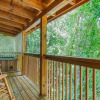 Отель Cupid's Hideaway - Convenient To Downtown Gatlinburg And The National Park! 1 Bedroom Cabin by RedAw, фото 3