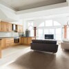 Отель Beautiful open plan apartment Bristol City Centre, фото 3