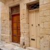 Отель Lee's House Bed & Breakfast Sliema в Слиме