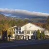 Отель Stowe Inn at The Mountain and Condominiums в Стоу
