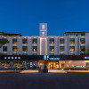 Отель Jinghu Greater Bay Area Renwen Hotel, фото 1
