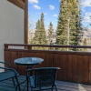 Отель Slopeside Chalet 4 Bedroom Home by RedAwning, фото 8