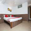 Отель OYO 13262 Hotel Indiana, фото 21