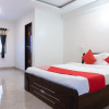 Отель OYO 40158 Silver Key Rahul Executive, фото 2