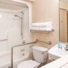 Отель Aviator Hotel & Suites South I-55, BW Signature Collection, фото 10
