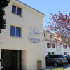 Отель Logis l'hôtel Verrieres-le-Buisson в Верьер-ле-Бюиссоне