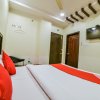 Отель OYO 24288 Surya Teja Residency, фото 2