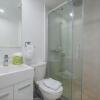 Отель Upscale Studio City and Harbor Views Urban Oasis, фото 6