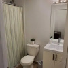Отель Midtown 4 bedroom home Free Wi-Fi and parking, фото 9