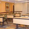 Отель Fairfield Inn & Suites by Marriott Butler, фото 7