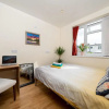 Отель F5 Private Double Room (Sandycroft Guest House), фото 4