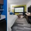 Отель Holiday Inn Express & Suites Bryan - College Station, an IHG Hotel, фото 7
