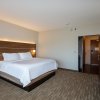 Отель Holiday Inn Express & Suites Beloit, an IHG Hotel, фото 39