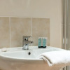 Отель Luxury 2 Bed Riverside, фото 10